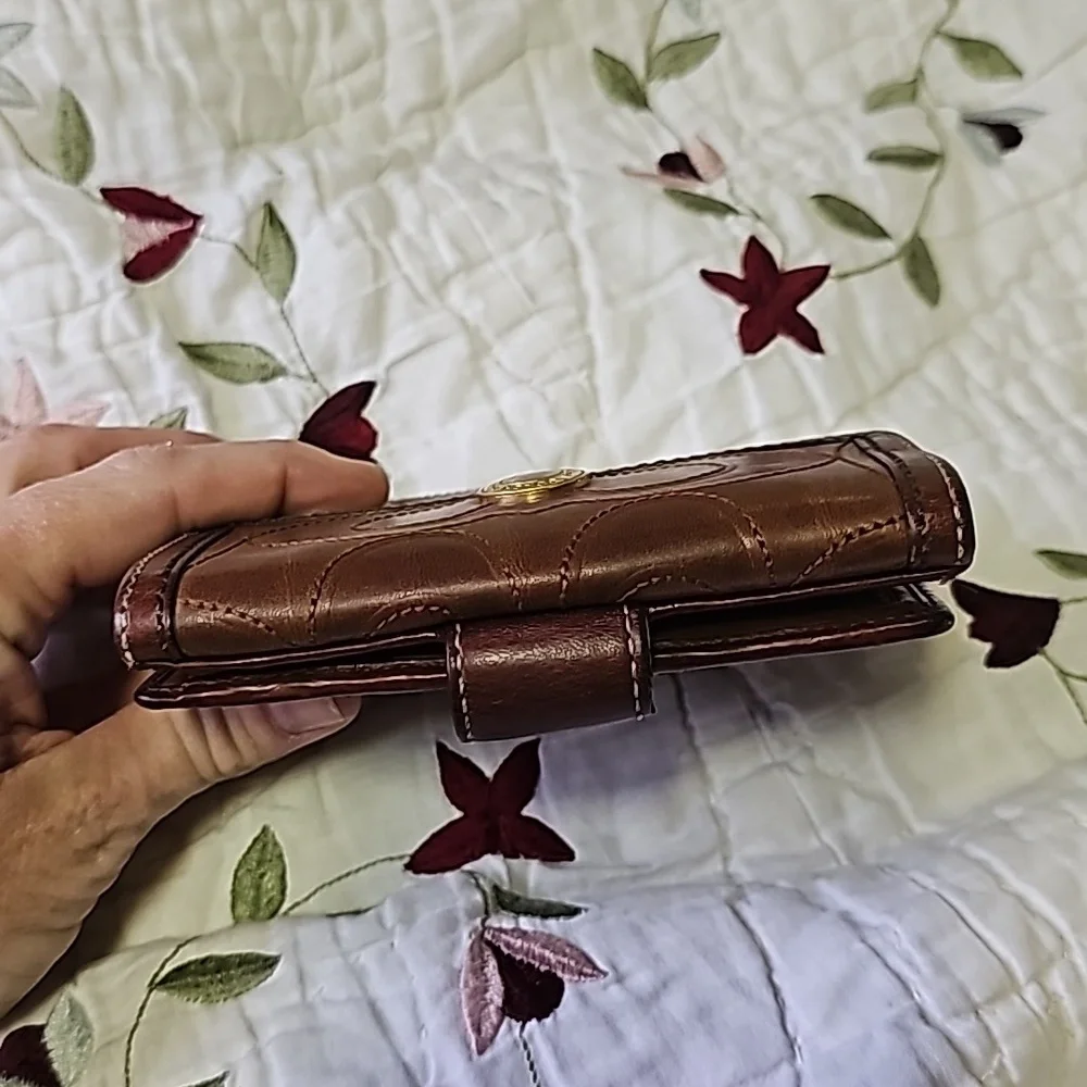 Coach Signature Leather Wallet - Picture 16 of 17
